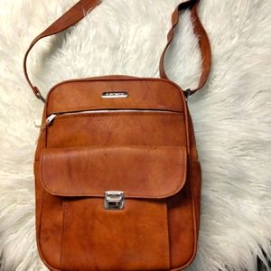samsonite mens leather classic messenger messenger bolsas and travel products from samsonite usa